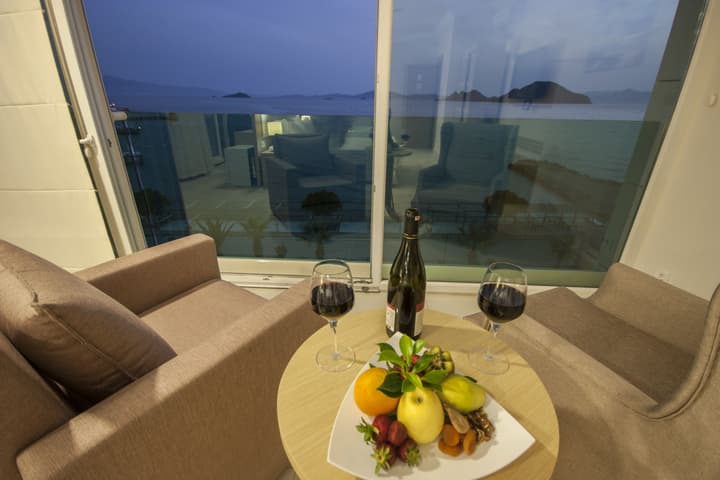 Dragut Point North Hotel