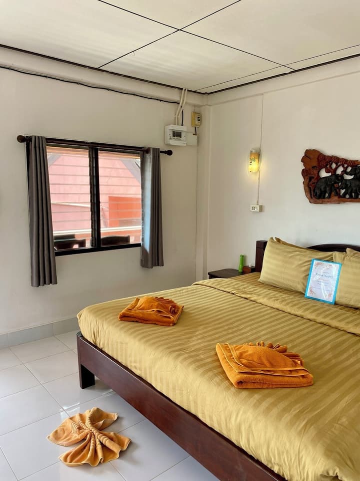 Phi Phi Relax Beach Resort