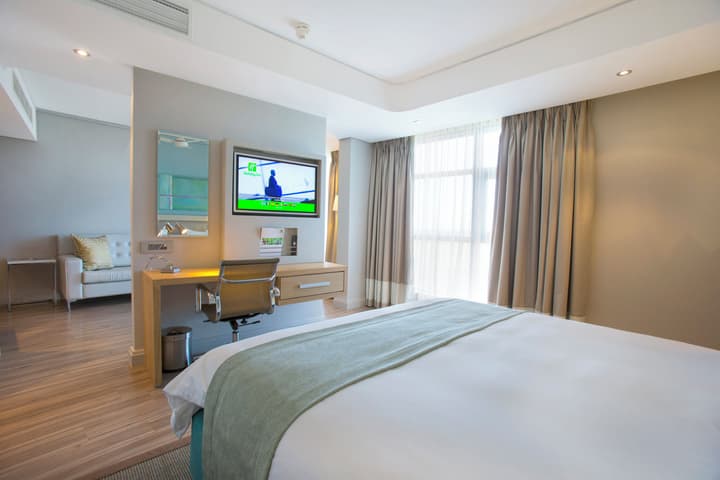 Holiday Inn Mauritius Mon Tresor by IHG