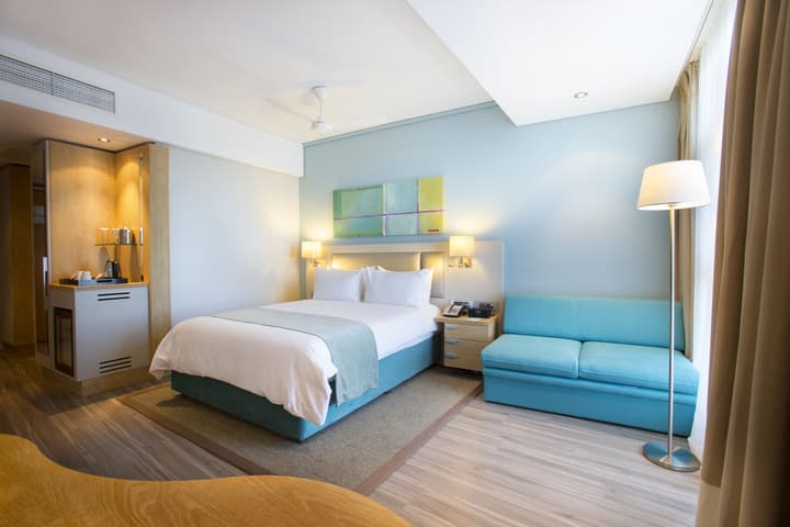 Holiday Inn Mauritius Mon Tresor by IHG