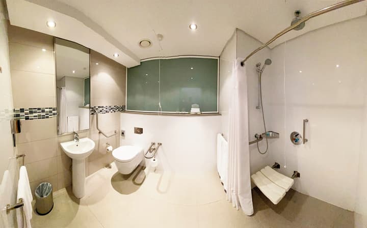 Holiday Inn Mauritius Mon Tresor by IHG