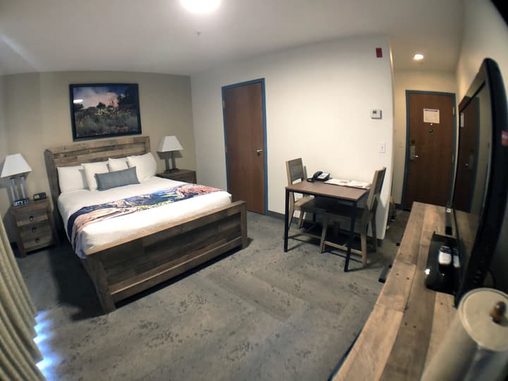 Bumbleberry Inn
