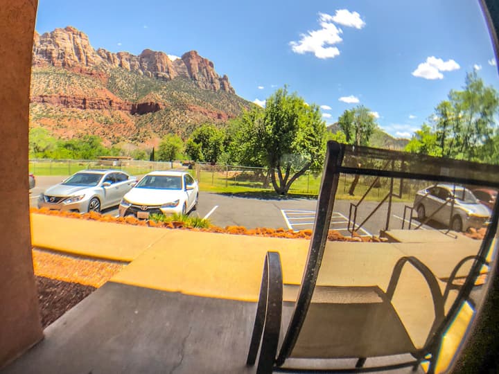 Bumbleberry Inn