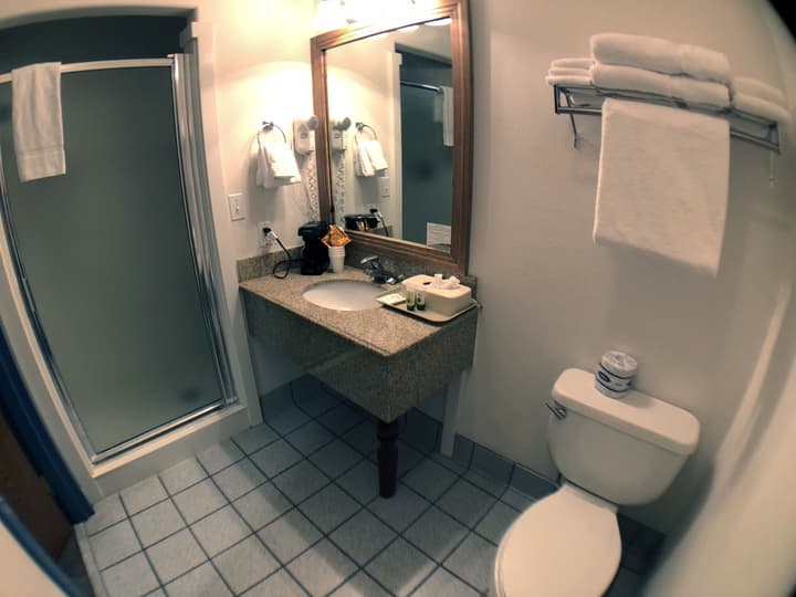 Bumbleberry Inn