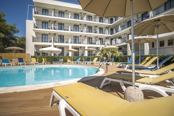 Ticho's Greenblu Hotel