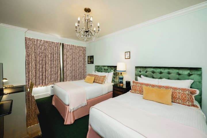 The Pontchartrain Hotel