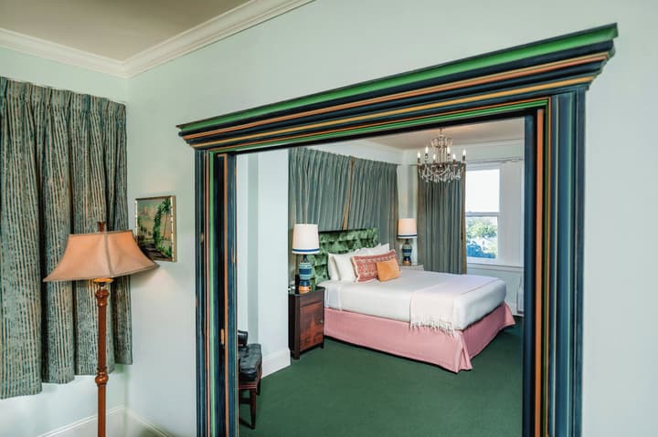 The Pontchartrain Hotel