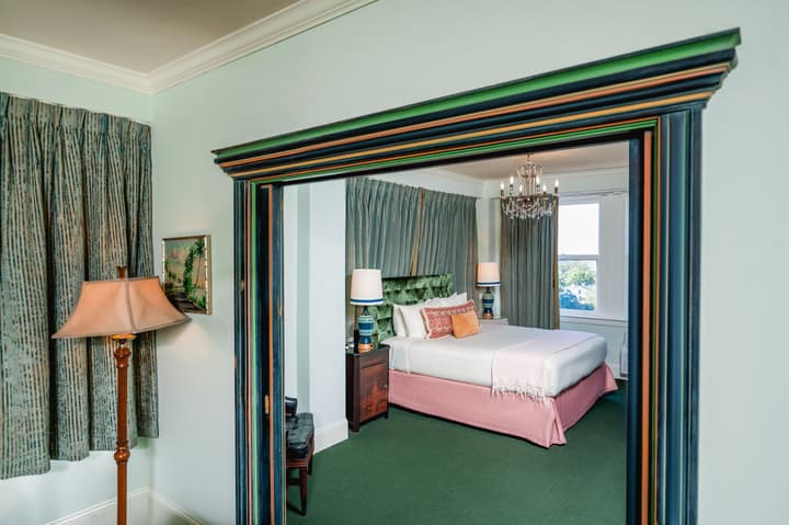 The Pontchartrain Hotel