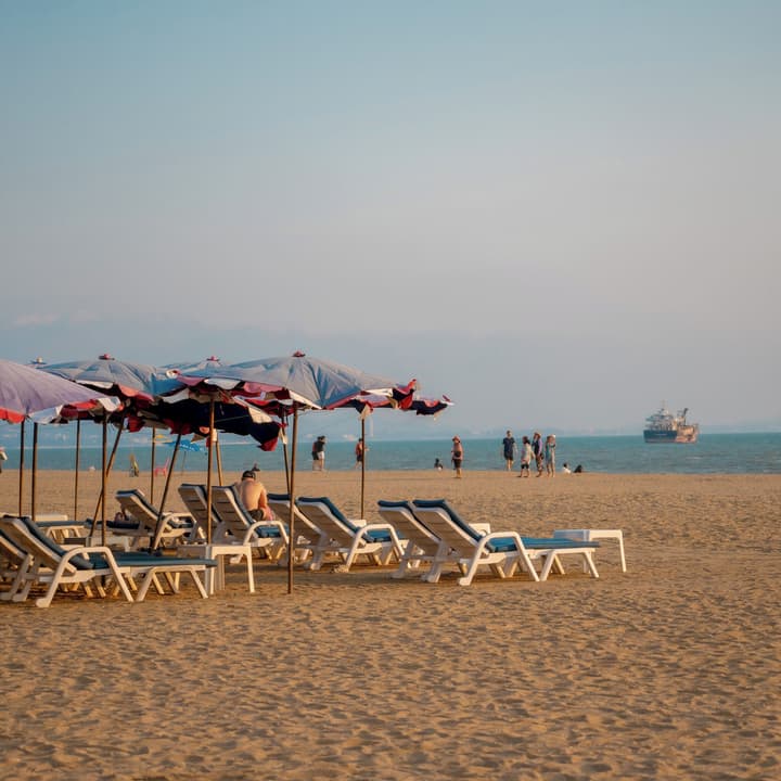 Seaside Jomtien Beach