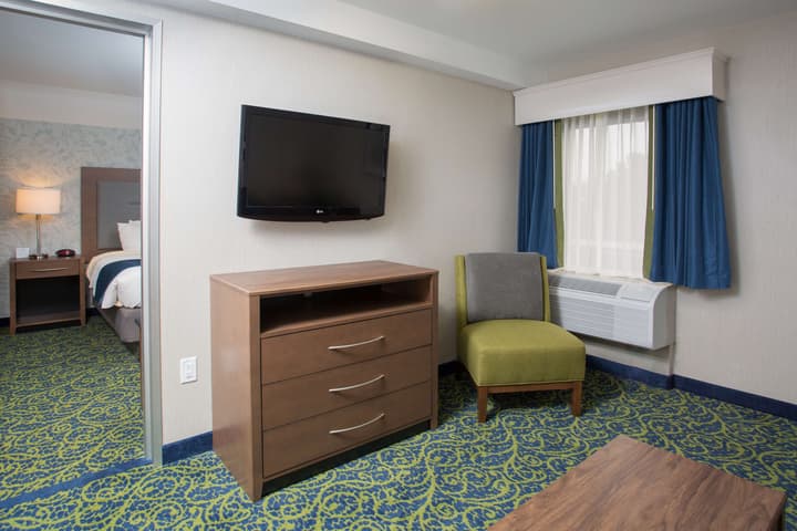 Best Western Plus Portsmouth Hotel & Suites