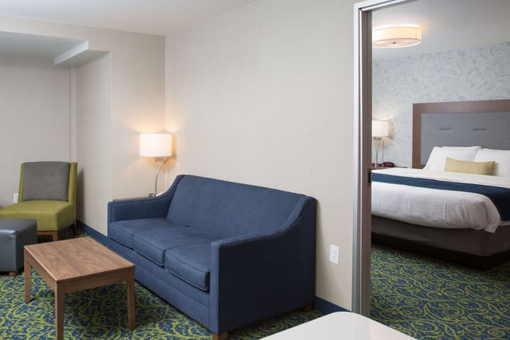Best Western Plus Portsmouth Hotel & Suites