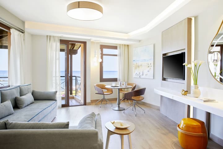Anthemus Sea Beach Hotel & Spa