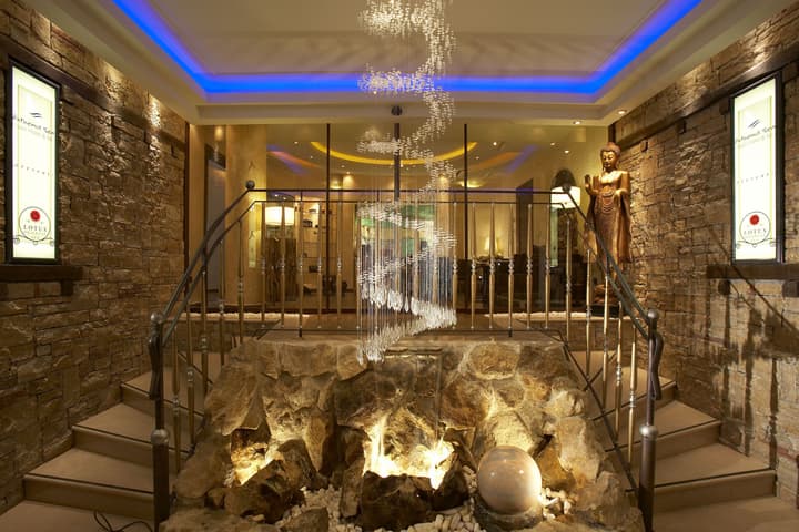 Anthemus Sea Beach Hotel & Spa