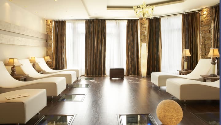 Anthemus Sea Beach Hotel & Spa