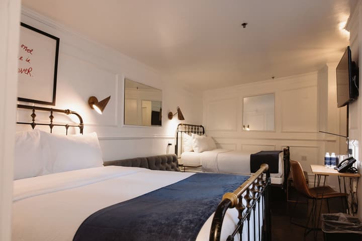 Life Hotel New York