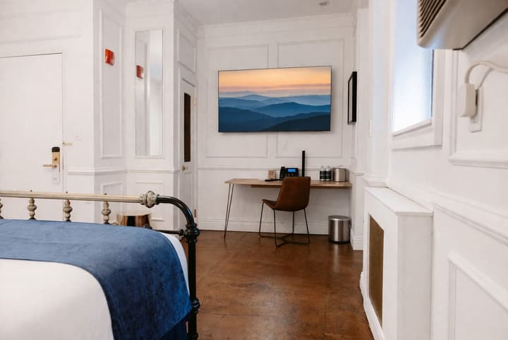 Life Hotel New York