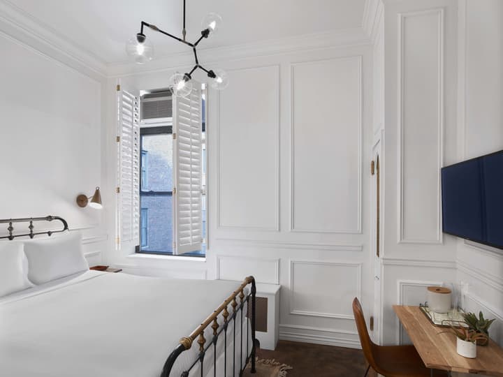 Life Hotel New York