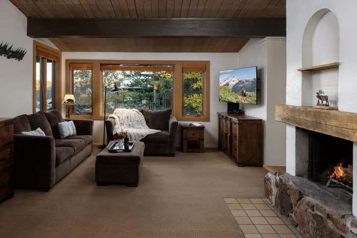 Aspenwood - CoralTree Residence Collection