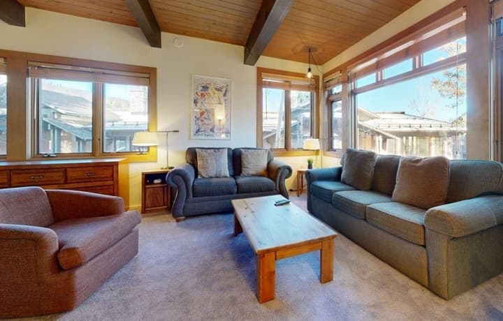 Aspenwood - CoralTree Residence Collection