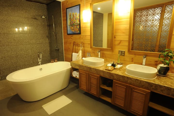 Aroma Beach Resort & Spa