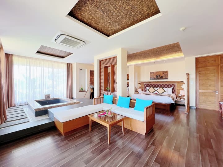 Aroma Beach Resort & Spa
