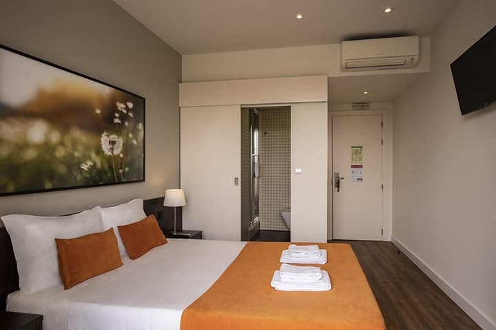 Riversuites