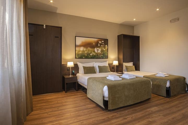 Riversuites