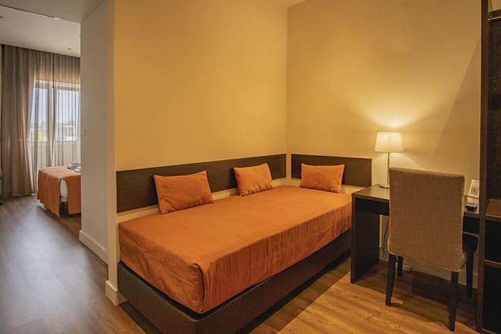 Riversuites