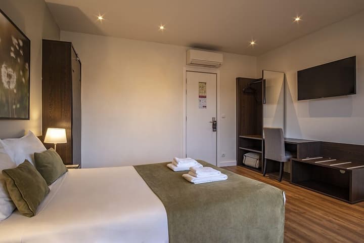 Riversuites
