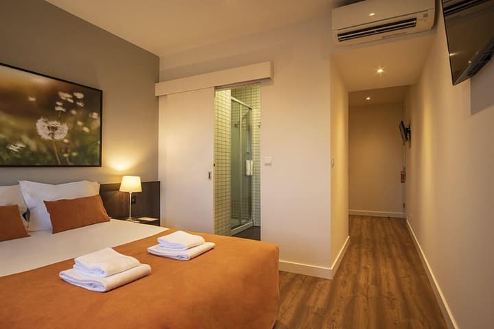 Riversuites