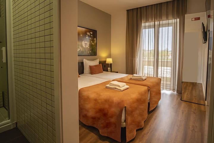 Riversuites