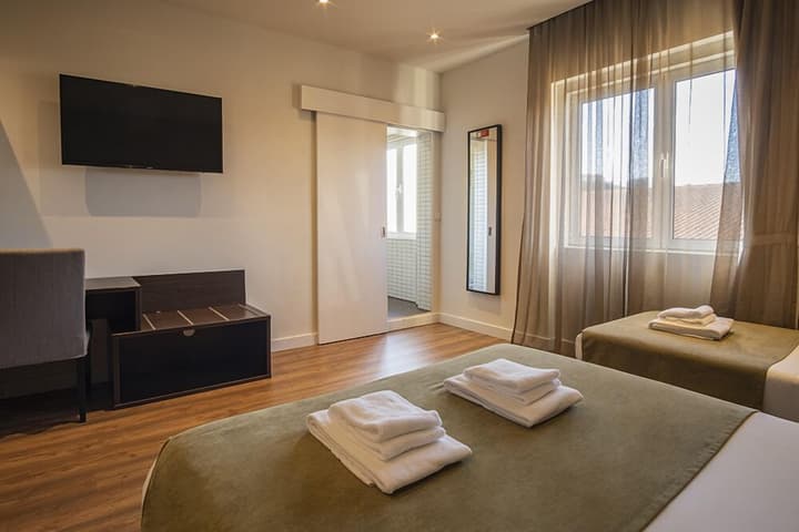 Riversuites