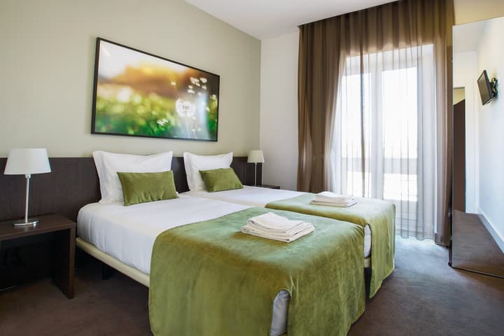 Riversuites