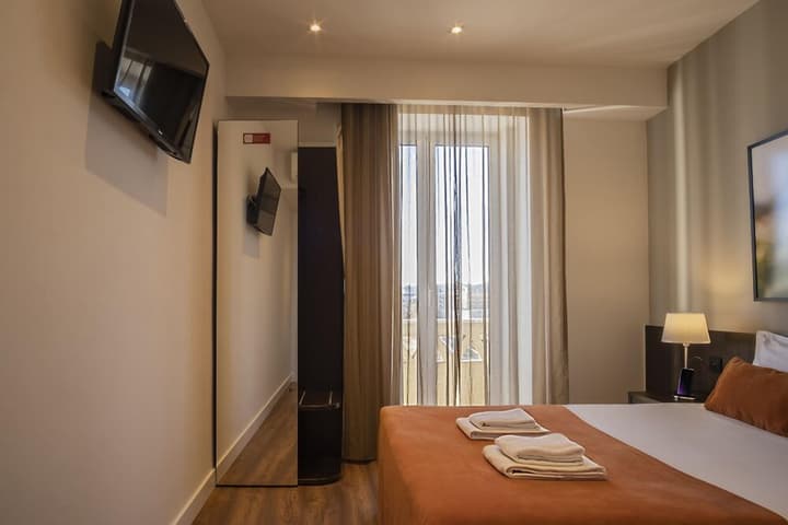 Riversuites