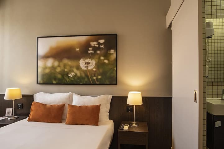 Riversuites