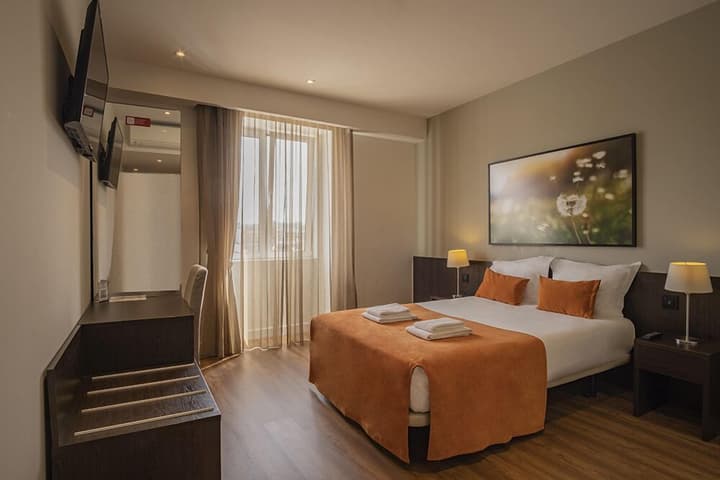 Riversuites