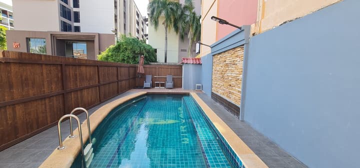 Nirvana Boutique Suites