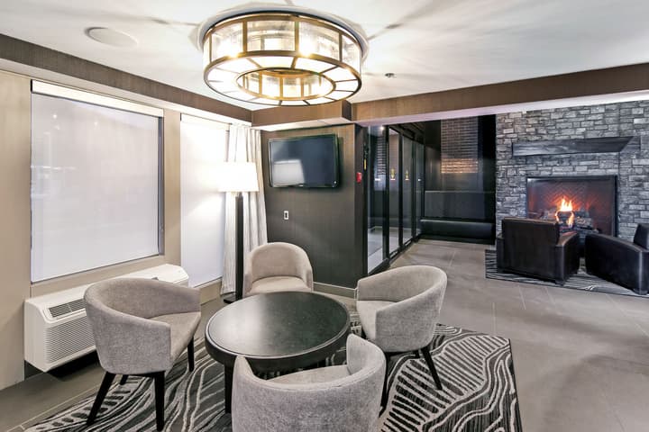 Best Western Plus Banff International Lodge