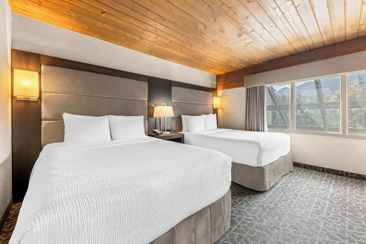 Best Western Plus Banff International Lodge