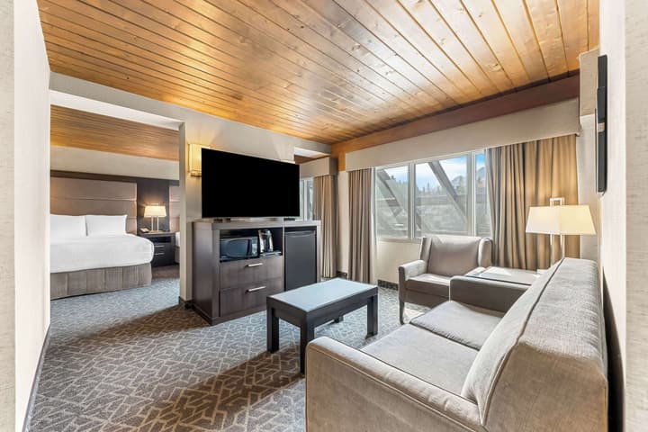 Best Western Plus Banff International Lodge
