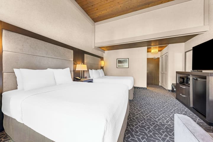 Best Western Plus Banff International Lodge
