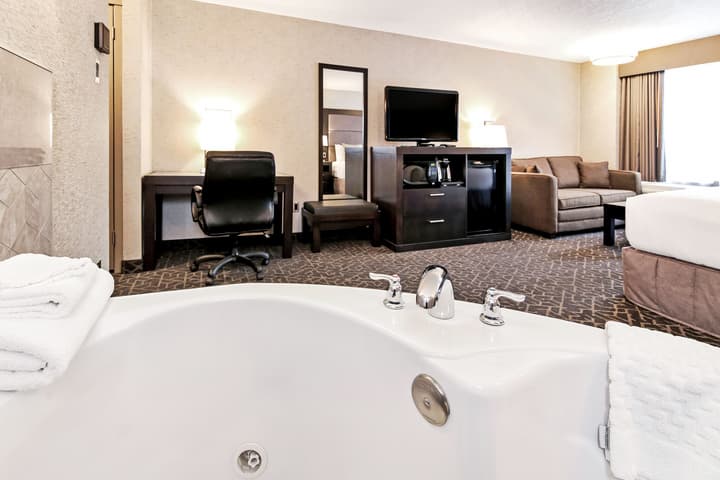 Best Western Plus Banff International Lodge