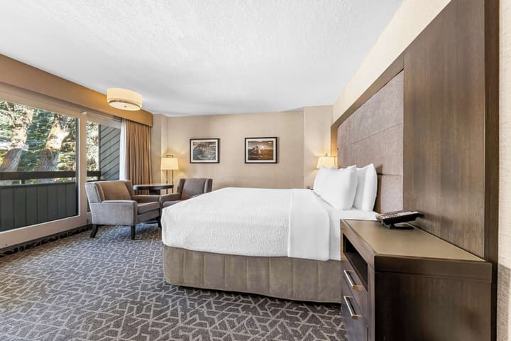 Best Western Plus Banff International Lodge