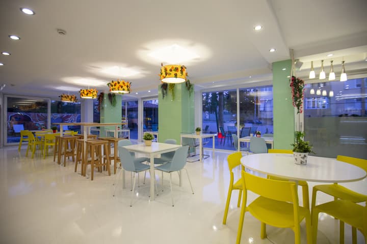 Mene City Hotel