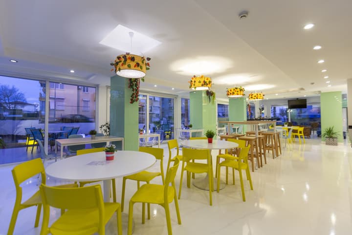 Mene City Hotel