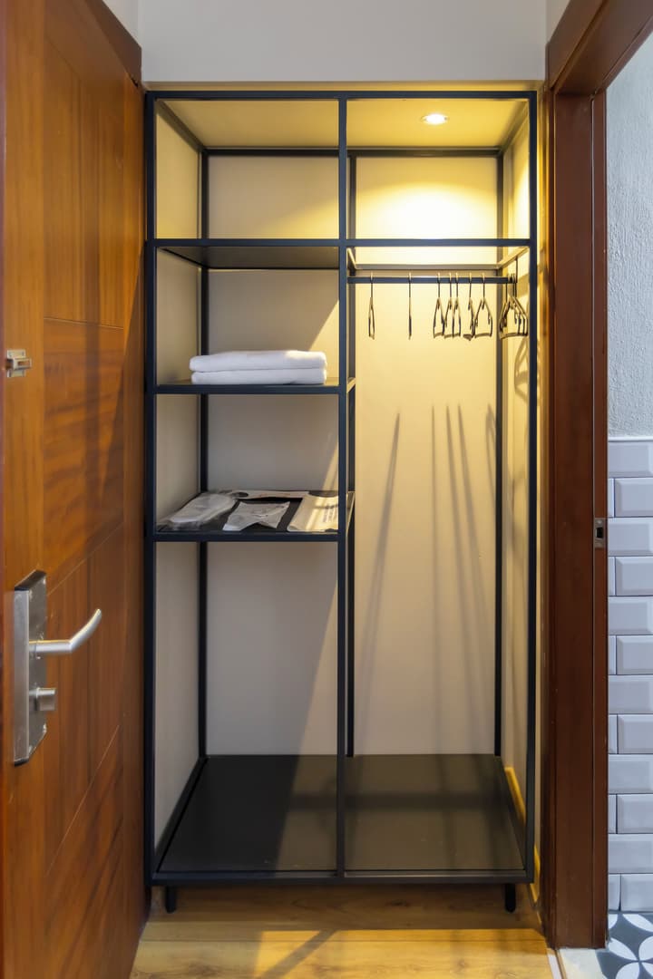 Mene City Hotel