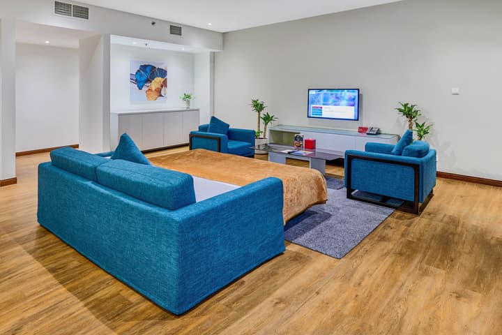 Ramada Hotel and Suites by Wyndham Dubai JBR