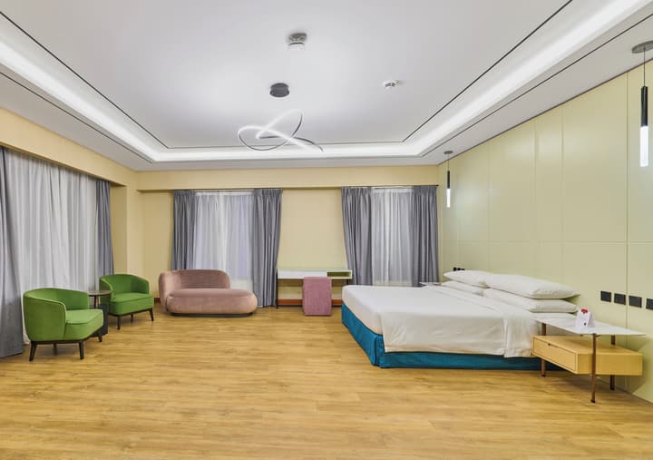 Ramada Hotel and Suites by Wyndham Dubai JBR