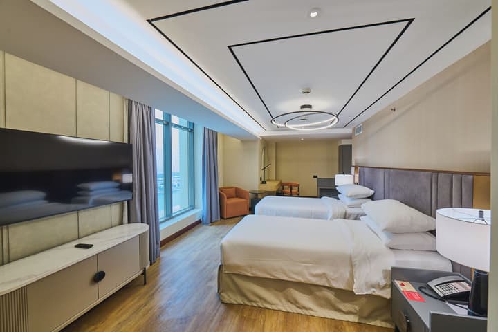Ramada Hotel and Suites by Wyndham Dubai JBR