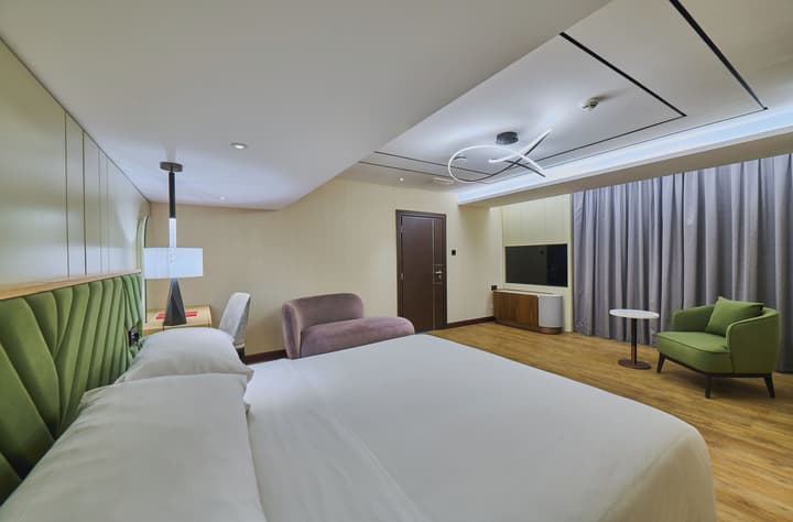 Ramada Hotel and Suites by Wyndham Dubai JBR